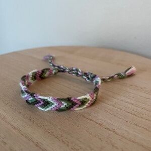 10/$25 Light Garden Woven Bracelet